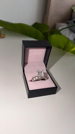 Silver ring size 9