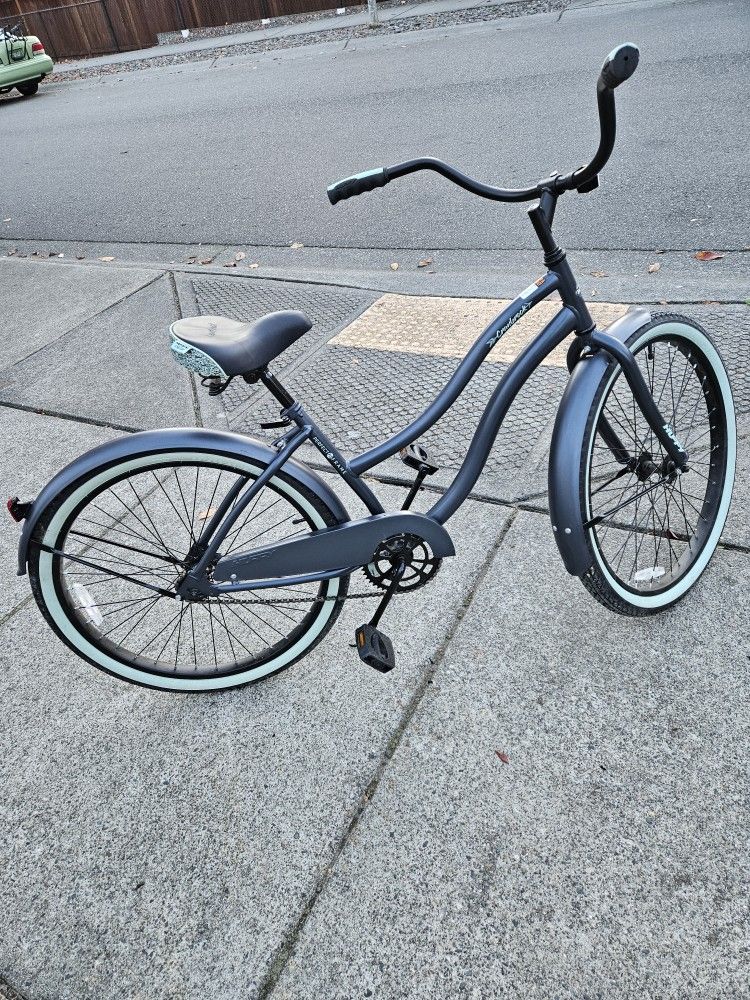 Bike Cruiser Grandbrook 26", Like New