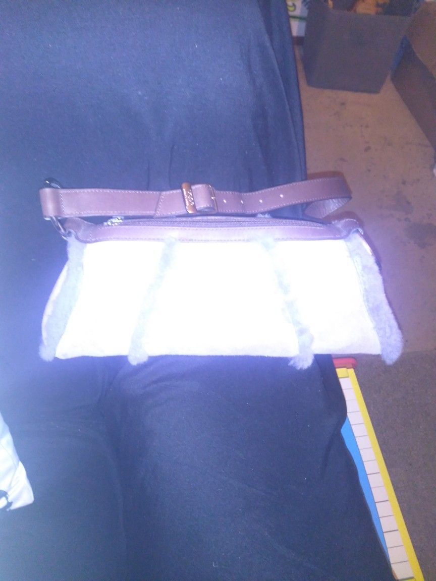 (Purple)..."UGG" Purse...Great Condition