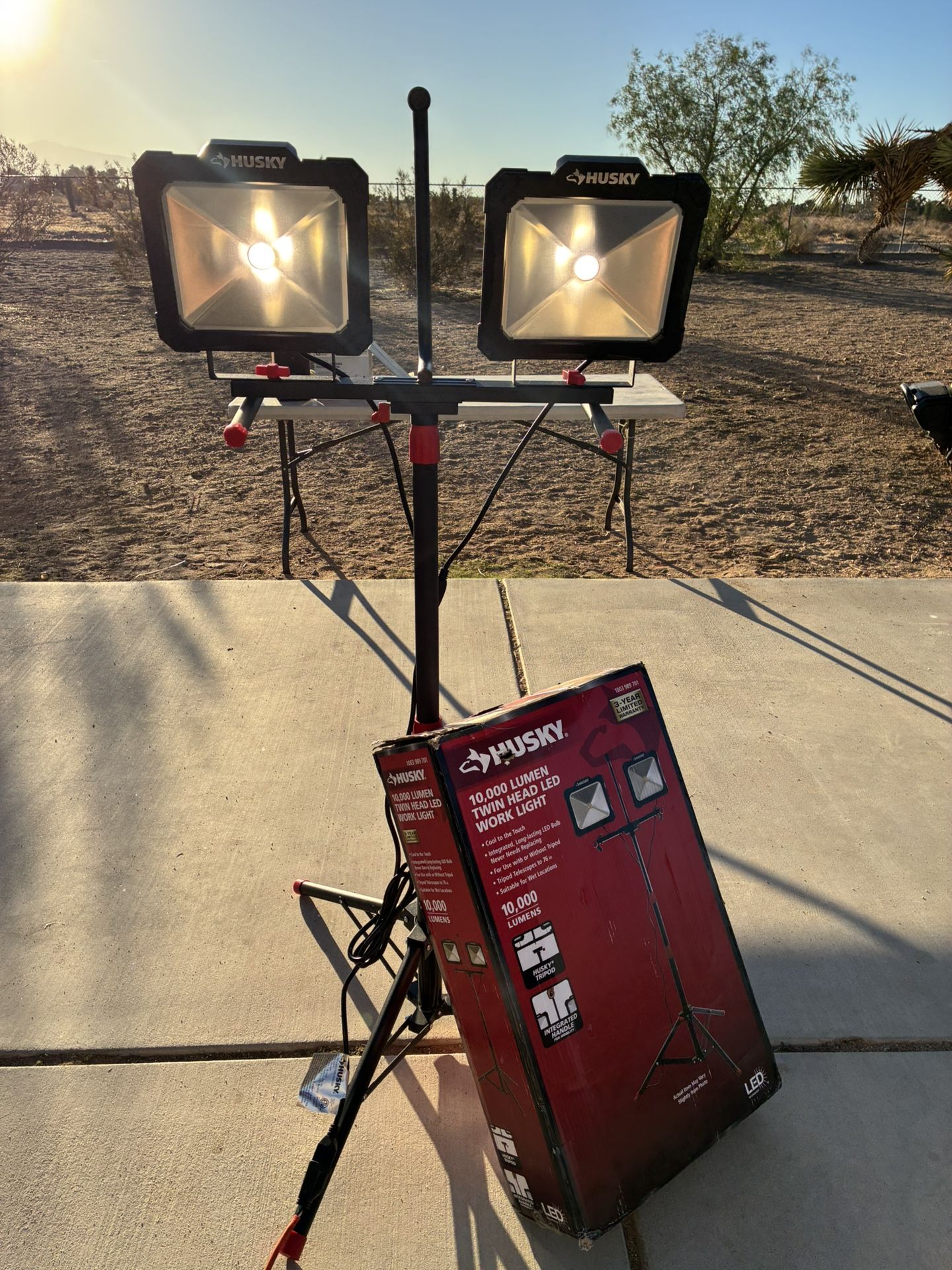 Husky Work Twin Head Lights Corded