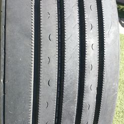 11r22.5 Sumitomo ST788