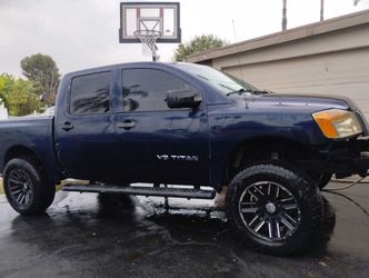 Nissan Titan