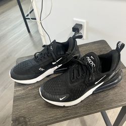 Nike Air Max 270