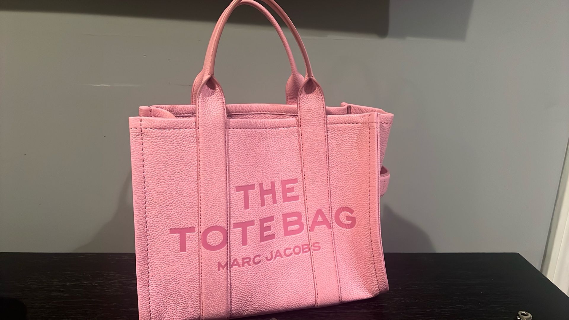 Marc Jacob Medium Leather Fluro Candy Pink