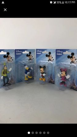 4 DISNEY Figurines