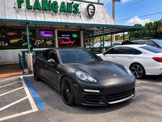 2016 Porsche Panamera