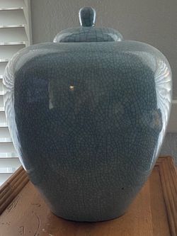Blue-Gray Ceramic Ginger Jar with Lid