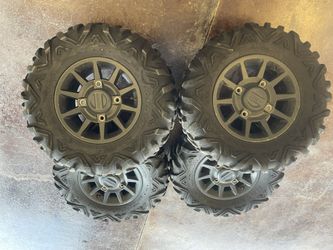 Polaris RZR Wheels And Tires