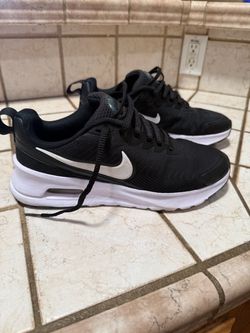 Nike Air Max NuAxis — Men’s Size 8