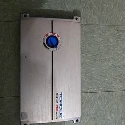 Planet audio 2400watts