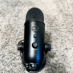 Blue Yeti USB Microphone