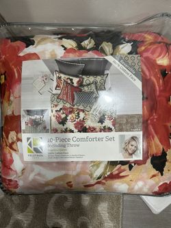 New 10 Pc comforter Set - Queen