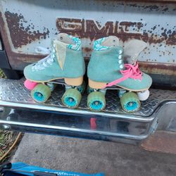 Roller Skates 