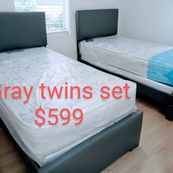$599 For Both Set Of Twin Beds With Mattress And Box-spring Brand New Free Delivery 