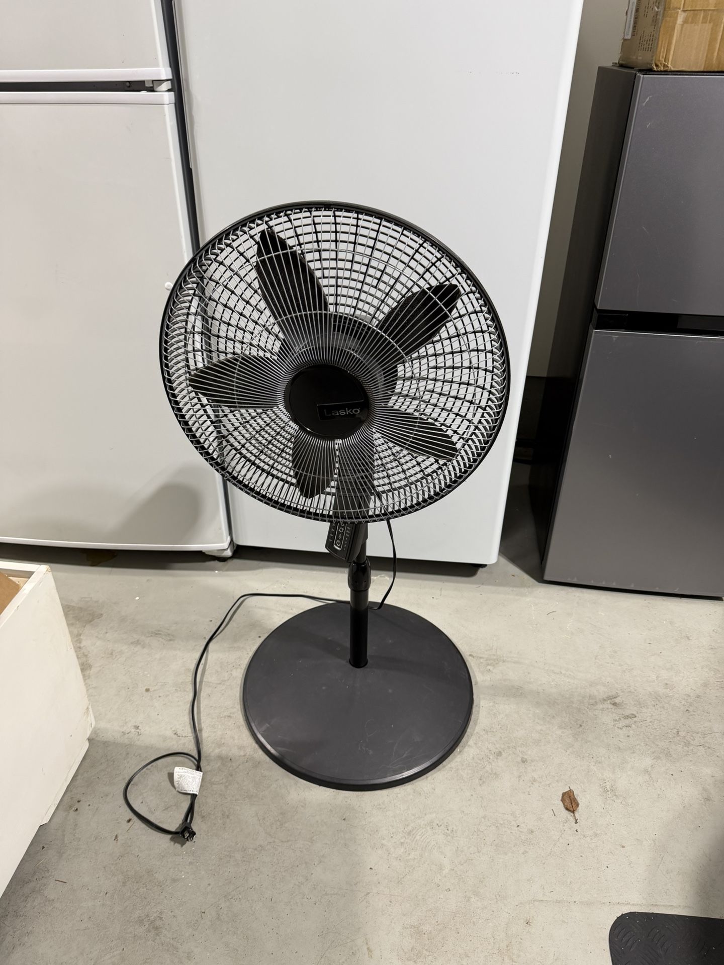 Lasko Tower Fan – Powerful, Quiet, Excellent Condition