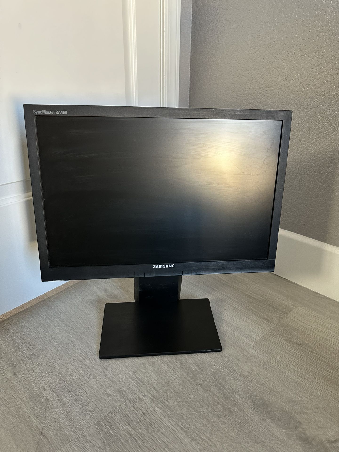 Samsung Computer Monitors (3)