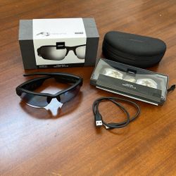 Bose Tempo Sunglasses With Audio Phone And Music Includes Extra Lenses
