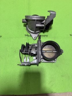 Bmw E36 M52 S52 Throttle Assembly + Secondary Housing’ Don’t Ask If Still Available ‘