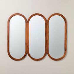 Wall mirror