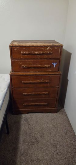 Vintage Wooden 5-Drawer Dresser