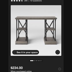 Desk and Chair Set – Excellent Condition 