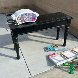 Black Broyhill Table