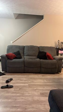 Couch With Recliner