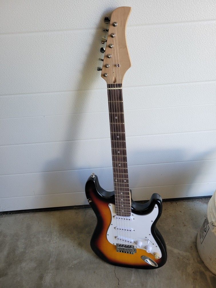 Guitar, Stratocaster Type, No Name