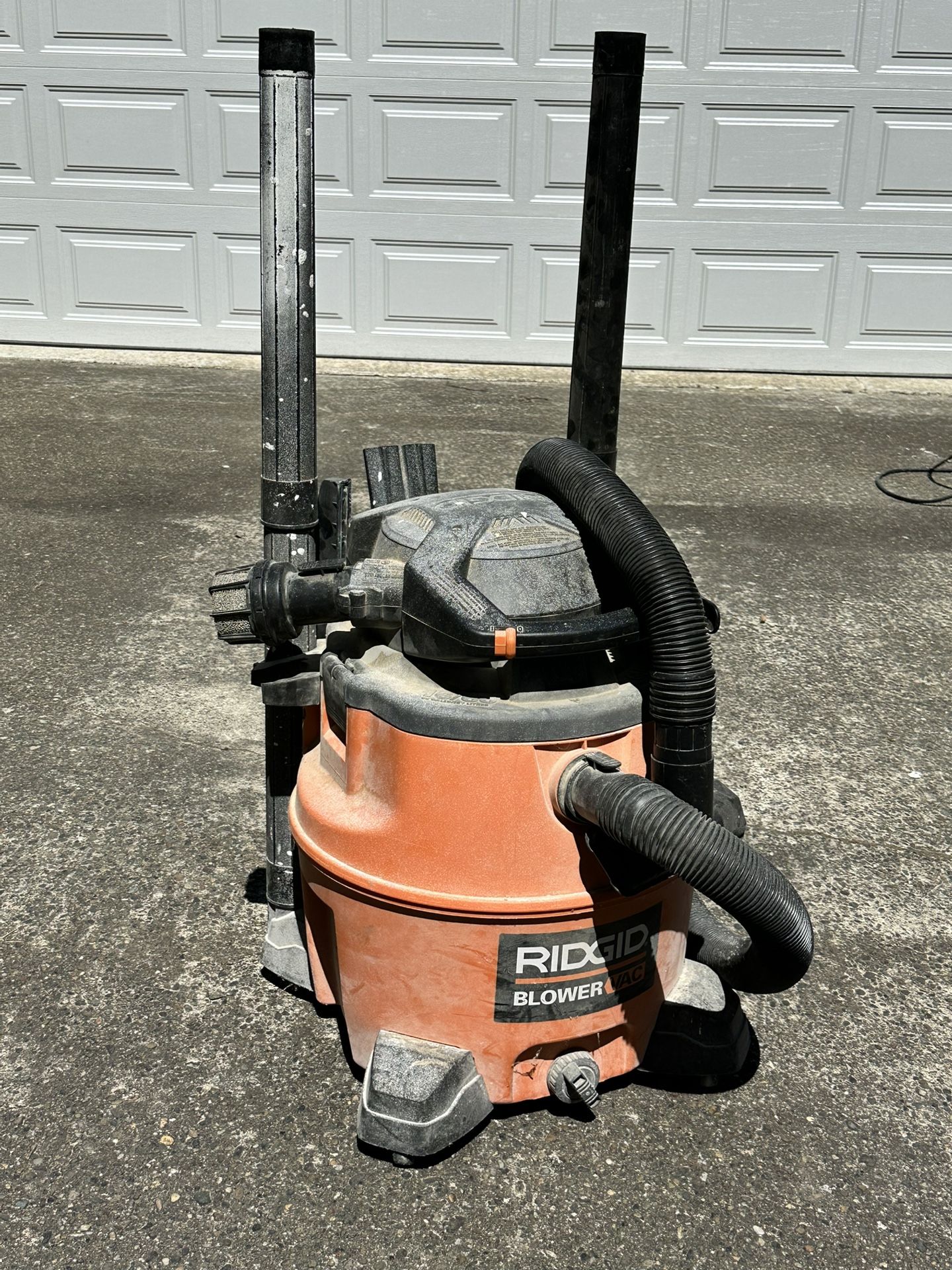RIDGID 16 Gal / 60L Wet Dry Blower Vac