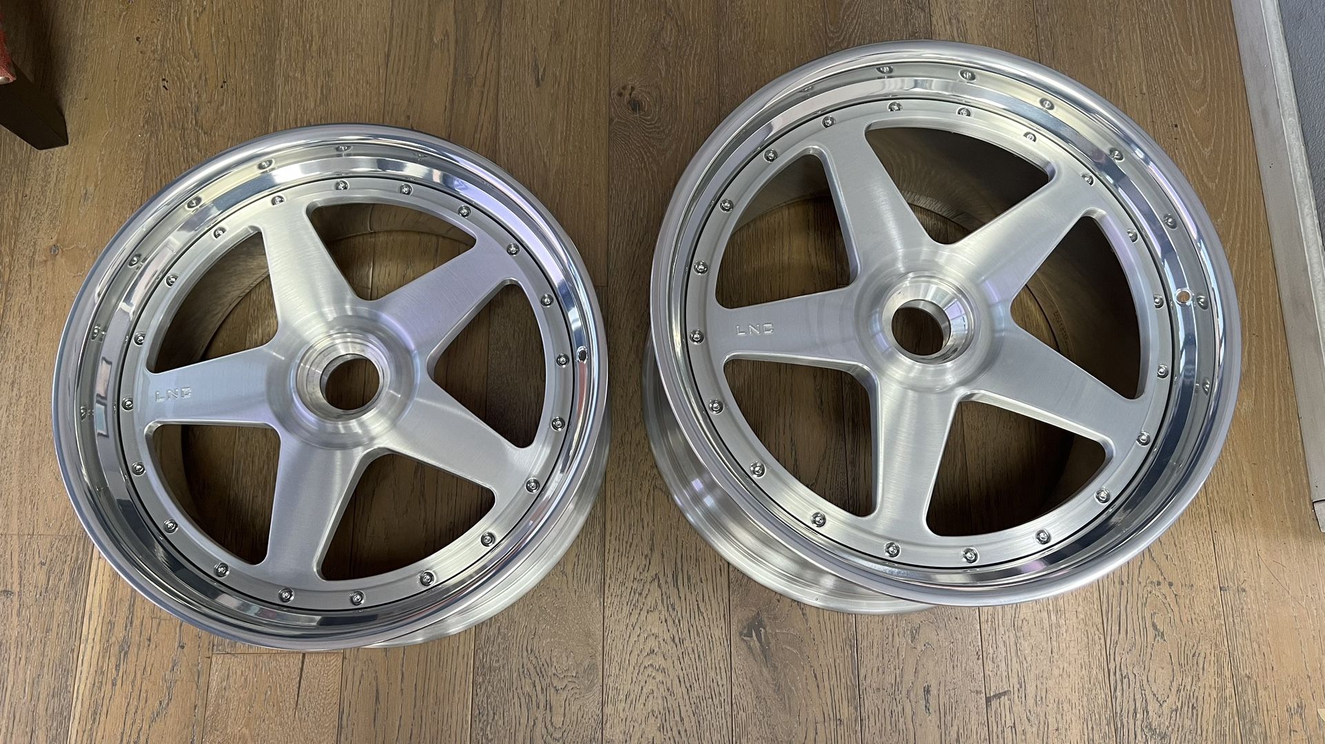Porsche 992 Wheels for Sale in Laguna Niguel, CA - OfferUp