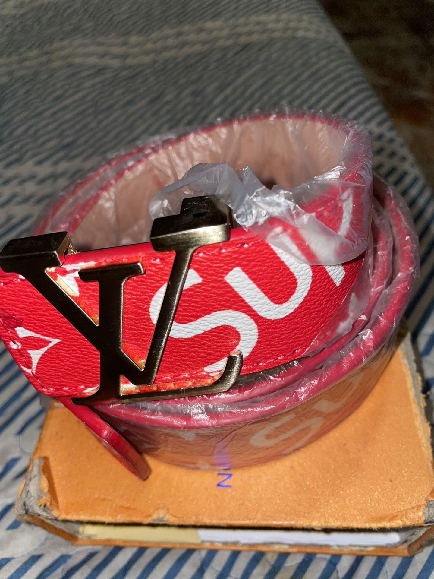 LV Supreme Belt