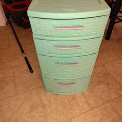 Green Storage Draw