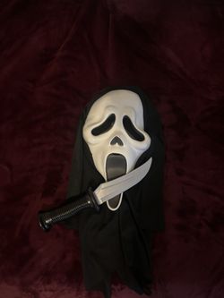 Halloween SCREAM Mask & Prop