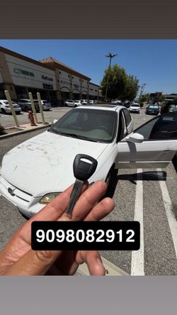 Llaves de autos / car keys and remotes