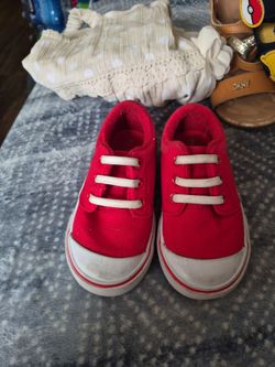 Toddler shoes