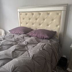 Bedroom Set 