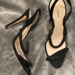 New suede -leather Sandals With Diamond Straps ,size 9