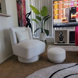 Lovely Swivel Chair $60