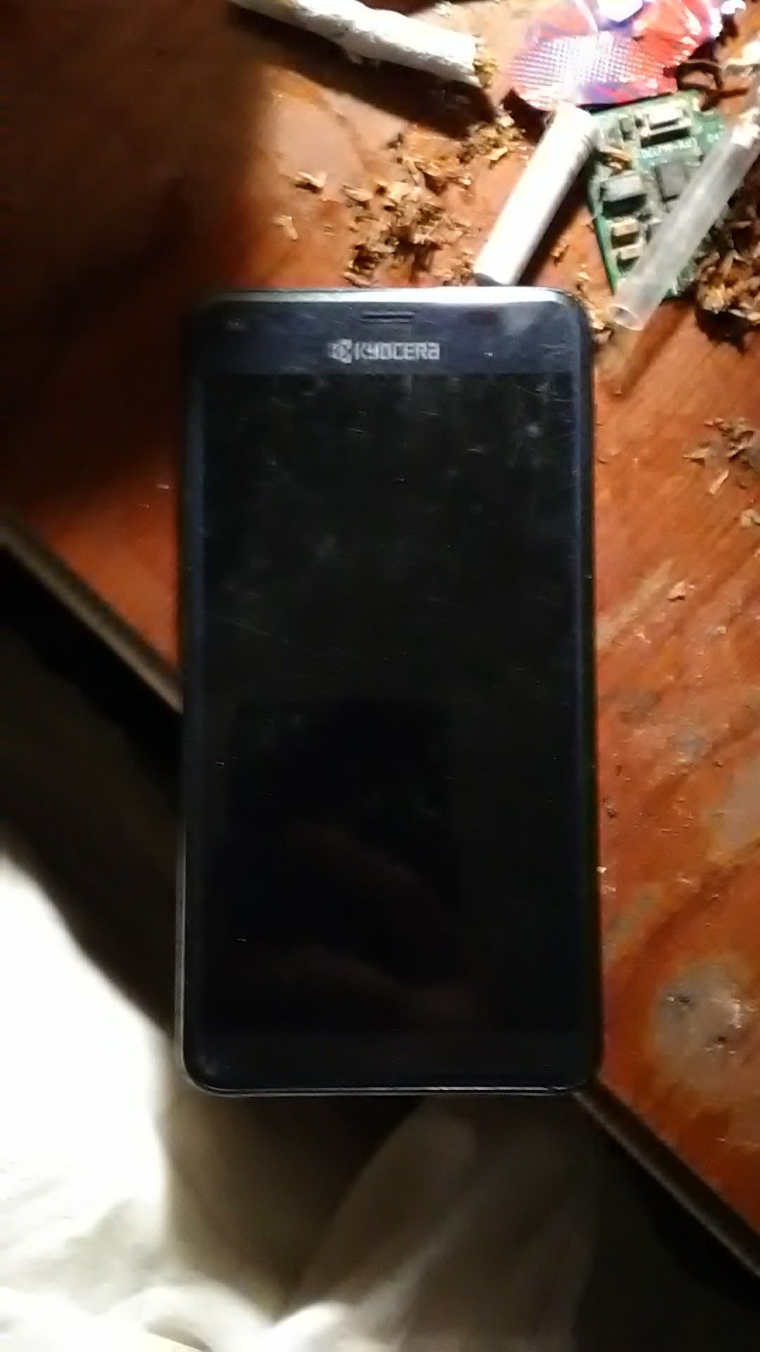 Kyocera cell phone