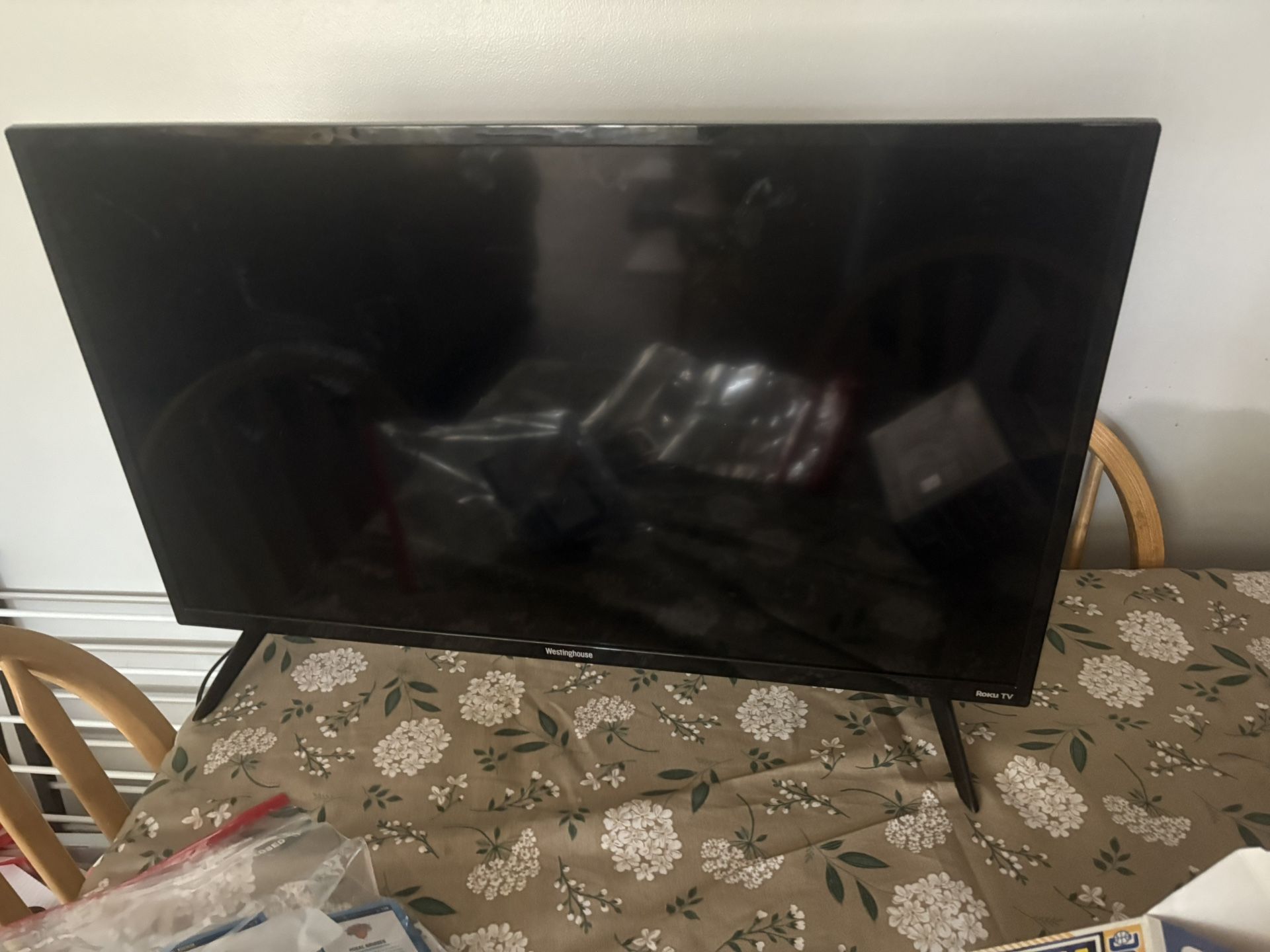 29 Inch Roku TV - Westinghouse
