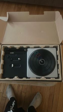 DJ HERO table for the wii