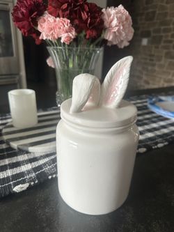 Bunny canister