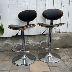 Salon Style Bar Stools