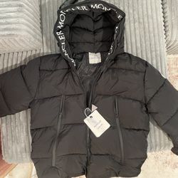 Moncler Black Montcla Short Down Jacket