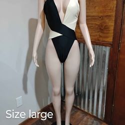 New Women's One Piece Swimsuit 🩱