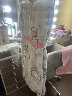 Hello Kitty Blanket 