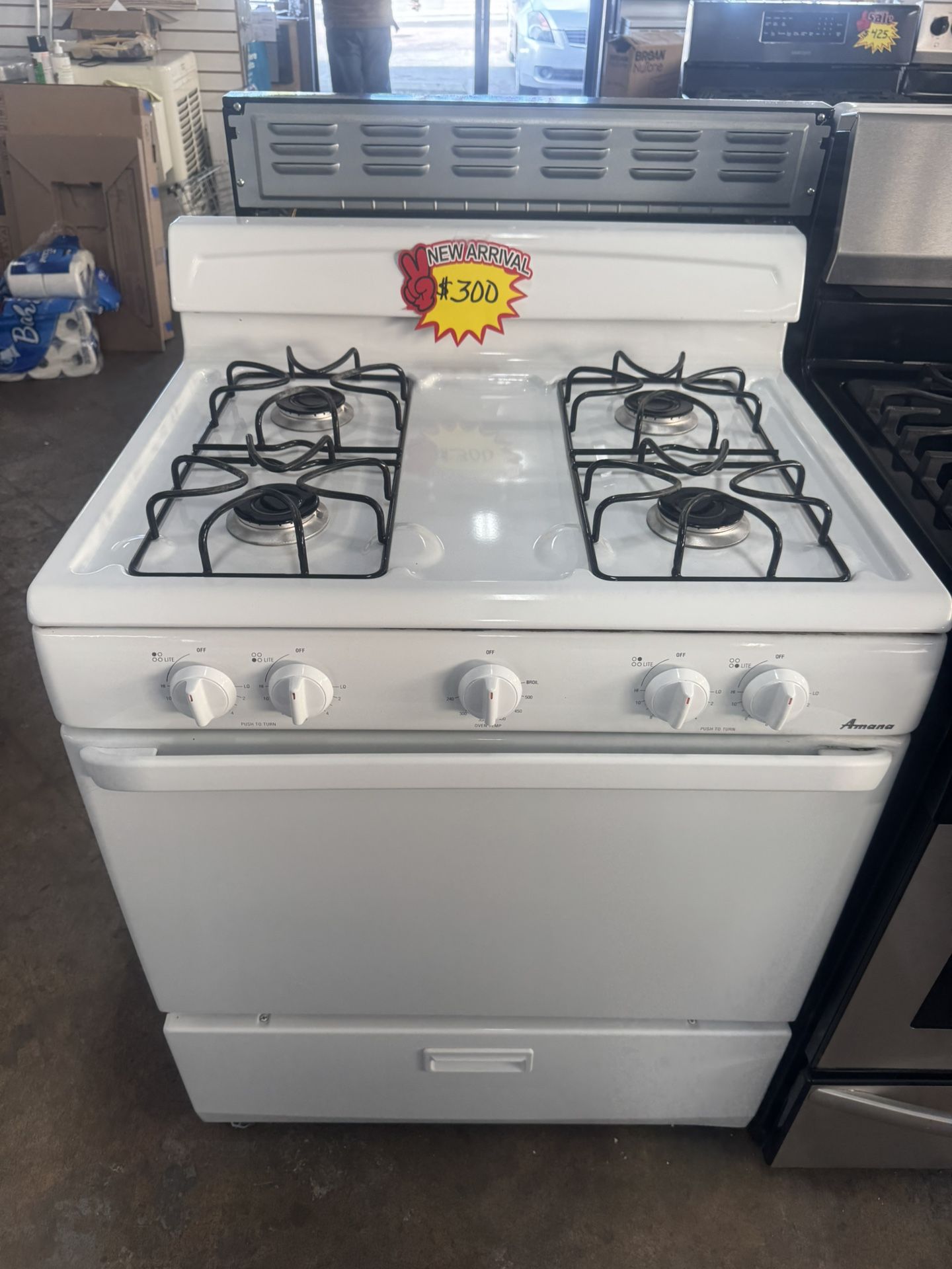 USED AMANA 30” GAS STOVE
