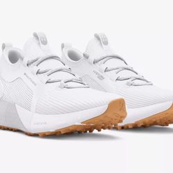 $100 Under armour Golf Shoe - 9.5 NEW