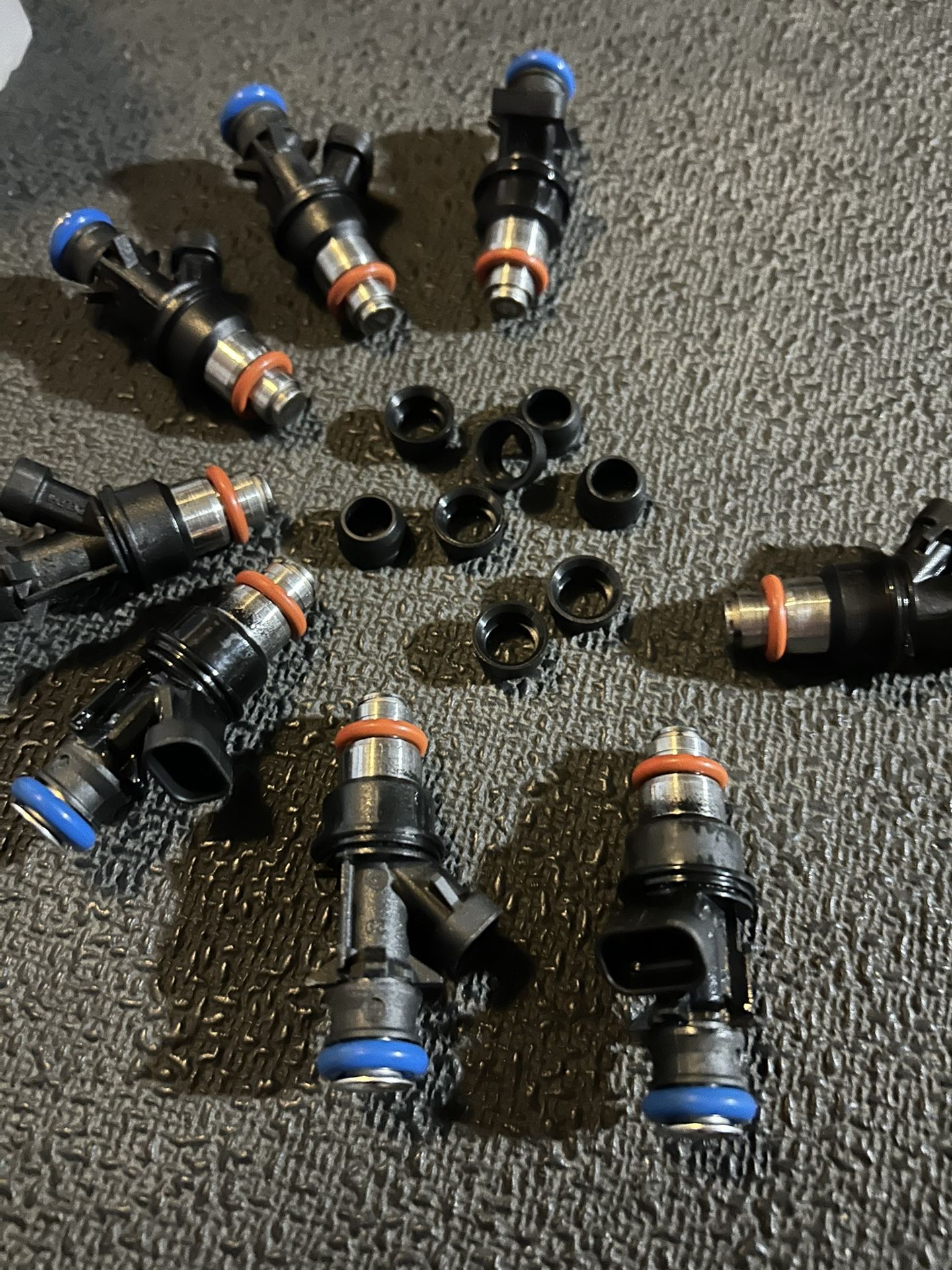 Fuel Injector service Cleaning And Testing / Rebuilding Quick Turn Around