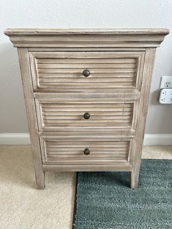 Table, solid wood, excellent condition, 3 drawers, unique